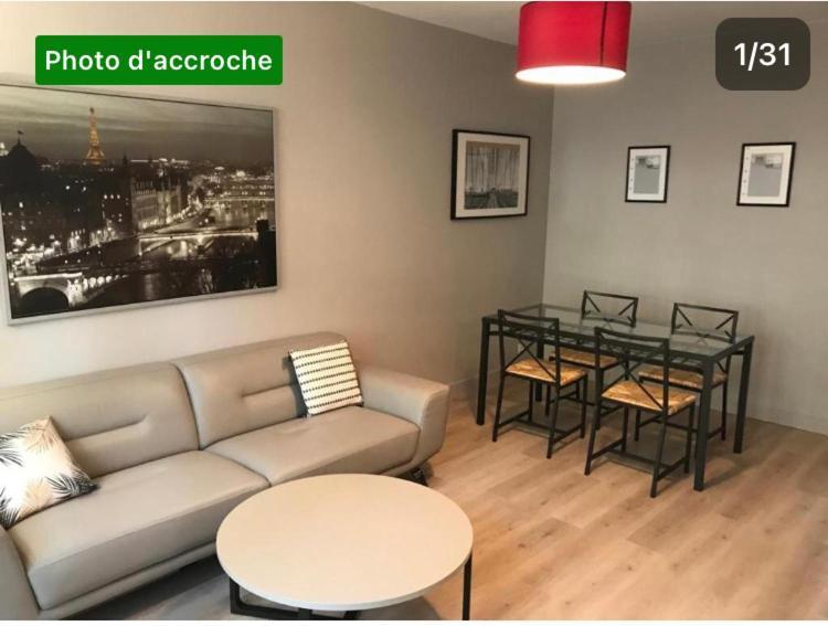 Pavillon 1 A 4 Personnes Chez L'Habitant Parfait Pour Une Famille Баньё Экстерьер фото